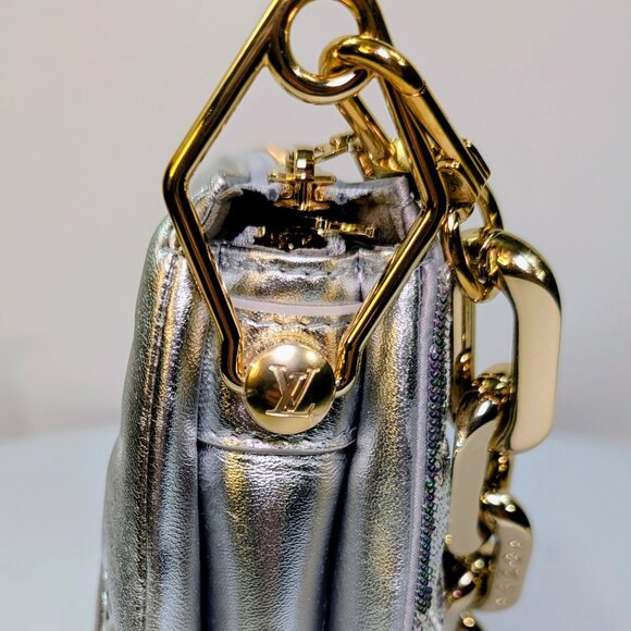 Louis Vuitton Iridescent Sequin and Silver Monogram Empreinte Bag - Picture 16 of 16